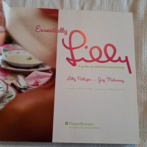 Lilly Pulitzer 1st Edition Entertaining Book 184 pages - Picture 2 of 6